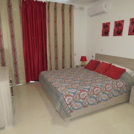 Aquamarine Sea Front Apartments - First Floor Marsaskala Exterior foto