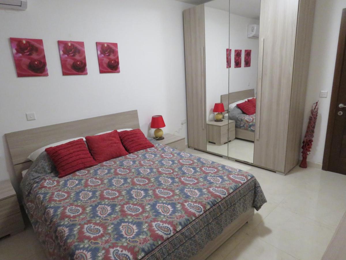 Aquamarine Sea Front Apartments - First Floor Marsaskala Exterior foto